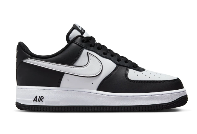 Nike Air Force 1 Low '07 – Men's Sneaker (White/Black)