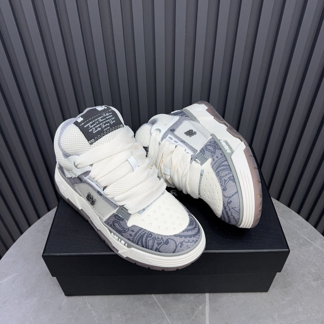 AMIRI HNH0203 Black and White Low-Top Sneakers