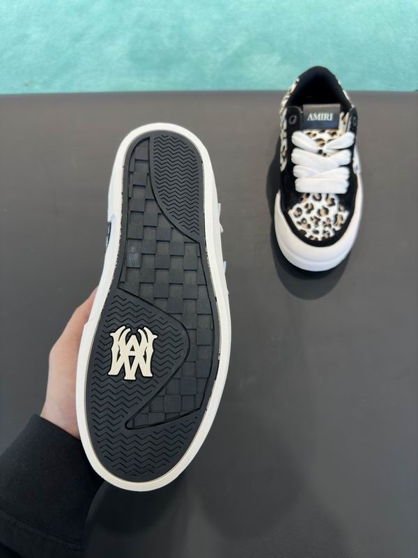 AMIRI HNH0304 Leopard Print Star Low-Top Sneakers