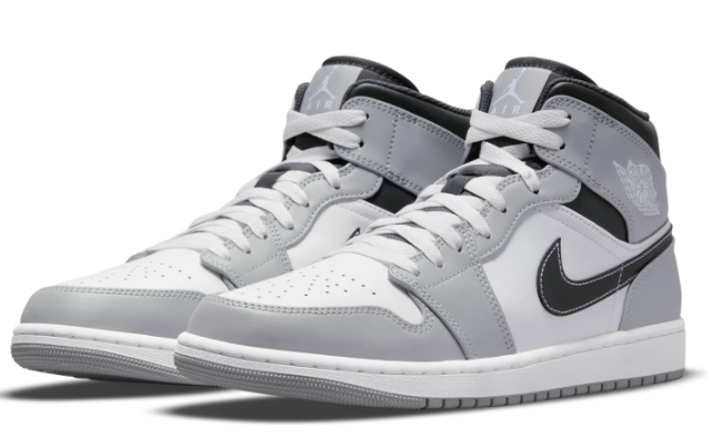 Air Jordan 1 Mid 'Light Smoke Grey' Sneakers – 554724-078